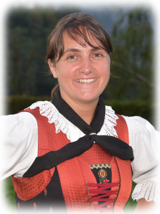 Ausschussmitglied Trachtenverein Völs Annemarie Schatz Obmann Stellvertreterin Trachtenverein Völs Annemarie Schatz